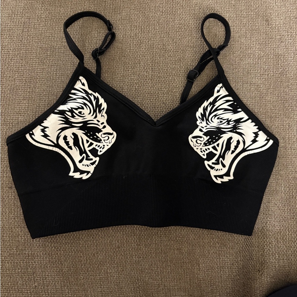 Black darc sport sports bra small